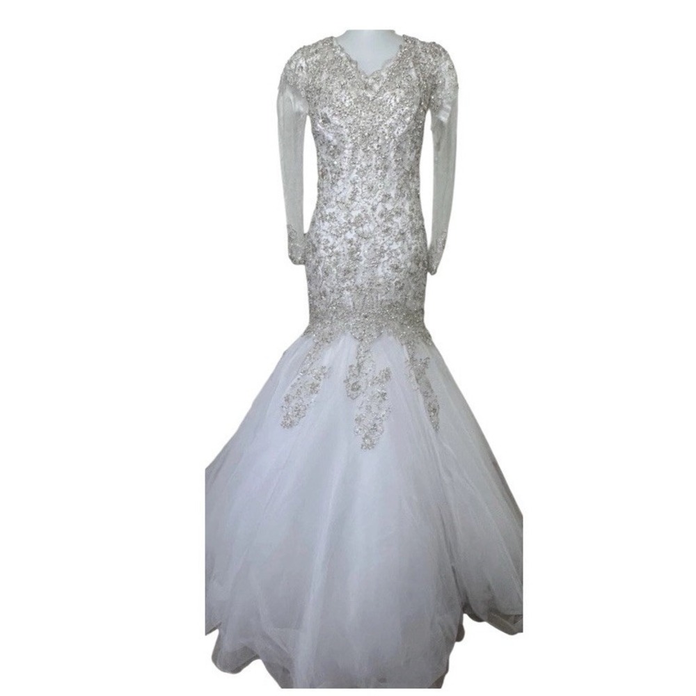 Allure Couture Swarovski Crystal Beaded Mermaid Wedding Dress Gown Size 8 White